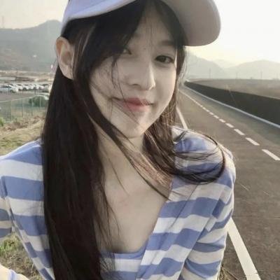 津津井小姐
